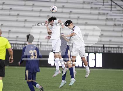Thumbnail 2 in Greeley Central vs Mullen (CHSAA 4A Championship Final) photogallery.