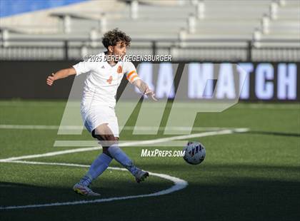 Thumbnail 3 in Greeley Central vs Mullen (CHSAA 4A Championship Final) photogallery.