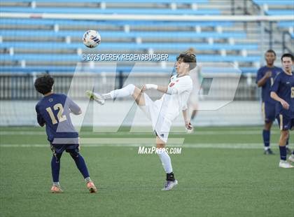 Thumbnail 1 in Greeley Central vs Mullen (CHSAA 4A Championship Final) photogallery.