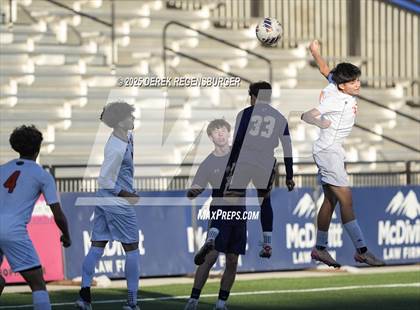 Thumbnail 2 in Greeley Central vs Mullen (CHSAA 4A Championship Final) photogallery.