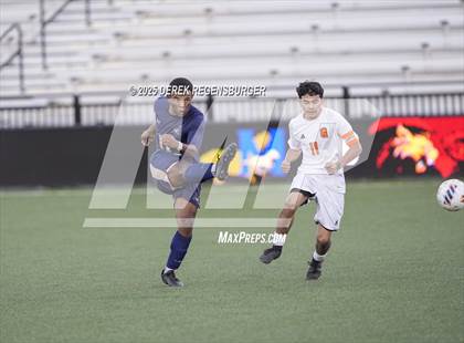 Thumbnail 2 in Greeley Central vs Mullen (CHSAA 4A Championship Final) photogallery.
