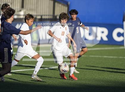Thumbnail 3 in Greeley Central vs Mullen (CHSAA 4A Championship Final) photogallery.