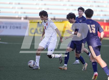 Thumbnail 1 in Greeley Central vs Mullen (CHSAA 4A Championship Final) photogallery.