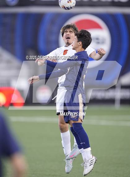 Thumbnail 1 in Greeley Central vs Mullen (CHSAA 4A Championship Final) photogallery.