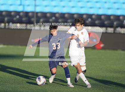 Thumbnail 2 in Greeley Central vs Mullen (CHSAA 4A Championship Final) photogallery.