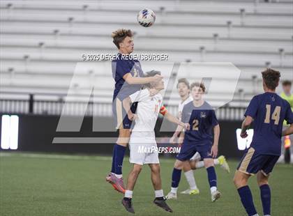 Thumbnail 1 in Greeley Central vs Mullen (CHSAA 4A Championship Final) photogallery.