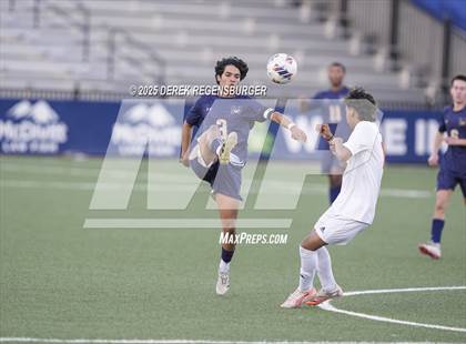 Thumbnail 3 in Greeley Central vs Mullen (CHSAA 4A Championship Final) photogallery.