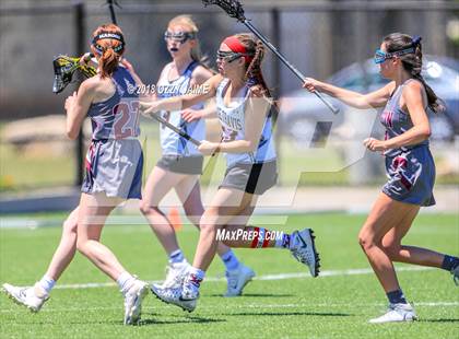 Thumbnail 3 in Lake Travis vs Austin photogallery.