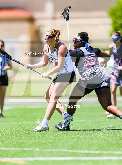 Thumbnail 3 in Lake Travis vs Austin photogallery.