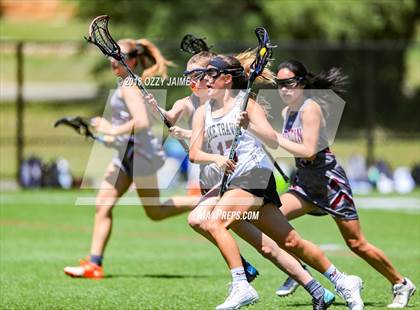 Thumbnail 2 in Lake Travis vs Austin photogallery.