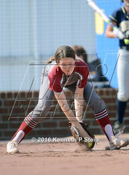 Thumbnail 3 in Destrehan vs Covington (SCC Jamboree) photogallery.