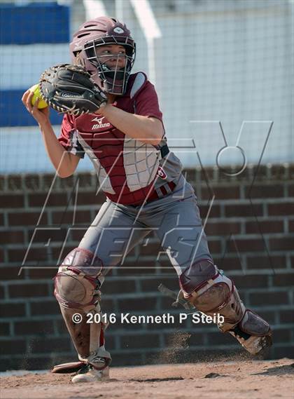 Thumbnail 2 in Destrehan vs Covington (SCC Jamboree) photogallery.