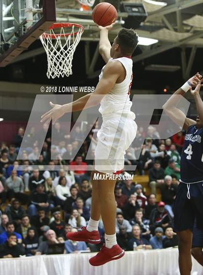 Thumbnail 2 in NSU University vs. Oak Hill Academy (Spalding Hoophall Classic) photogallery.