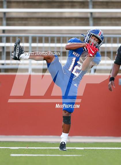 Thumbnail 3 in Lamar @ West Brook photogallery.