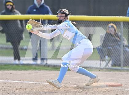 Thumbnail 1 in Joliet Catholic @ Joliet West photogallery.