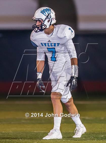 Thumbnail 3 in Sweeny vs. La Marque (UIL Region 3 4A Div 2 Area)  photogallery.