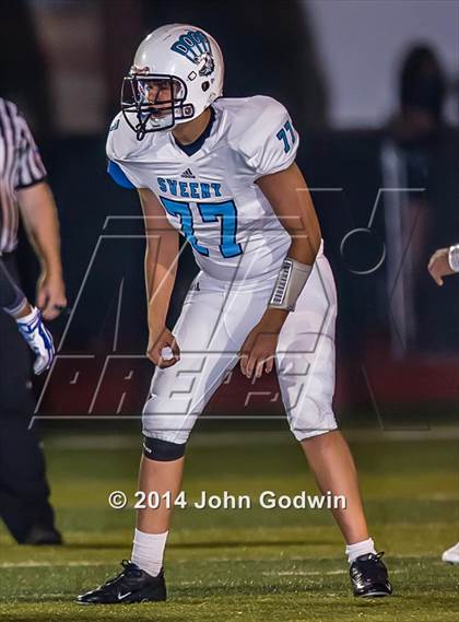 Thumbnail 1 in Sweeny vs. La Marque (UIL Region 3 4A Div 2 Area)  photogallery.