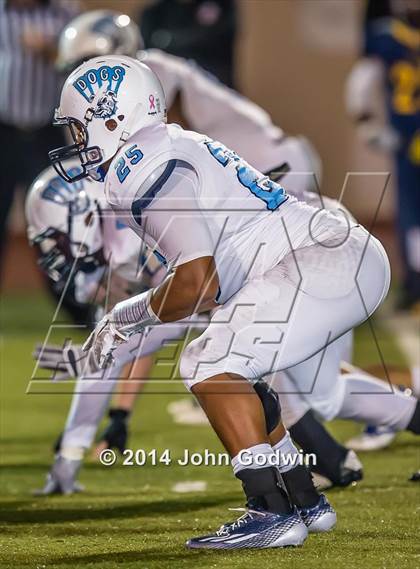 Thumbnail 1 in Sweeny vs. La Marque (UIL Region 3 4A Div 2 Area)  photogallery.