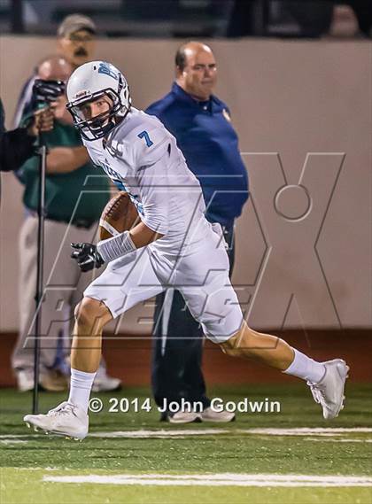 Thumbnail 1 in Sweeny vs. La Marque (UIL Region 3 4A Div 2 Area)  photogallery.