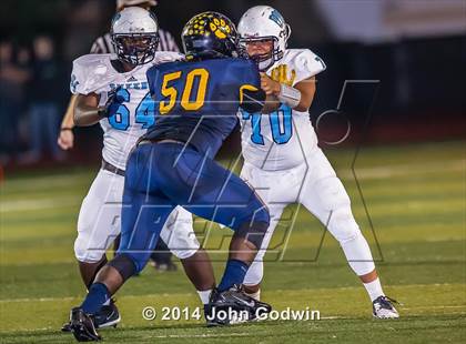 Thumbnail 3 in Sweeny vs. La Marque (UIL Region 3 4A Div 2 Area)  photogallery.