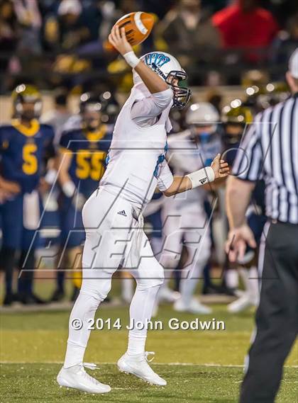 Thumbnail 3 in Sweeny vs. La Marque (UIL Region 3 4A Div 2 Area)  photogallery.
