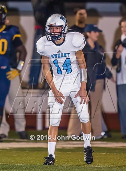 Thumbnail 2 in Sweeny vs. La Marque (UIL Region 3 4A Div 2 Area)  photogallery.