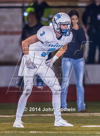 Thumbnail 3 in Sweeny vs. La Marque (UIL Region 3 4A Div 2 Area)  photogallery.