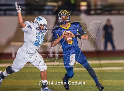 Thumbnail 1 in Sweeny vs. La Marque (UIL Region 3 4A Div 2 Area)  photogallery.
