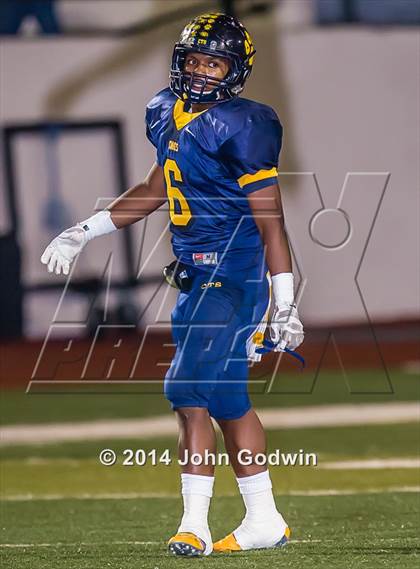 Thumbnail 3 in Sweeny vs. La Marque (UIL Region 3 4A Div 2 Area)  photogallery.