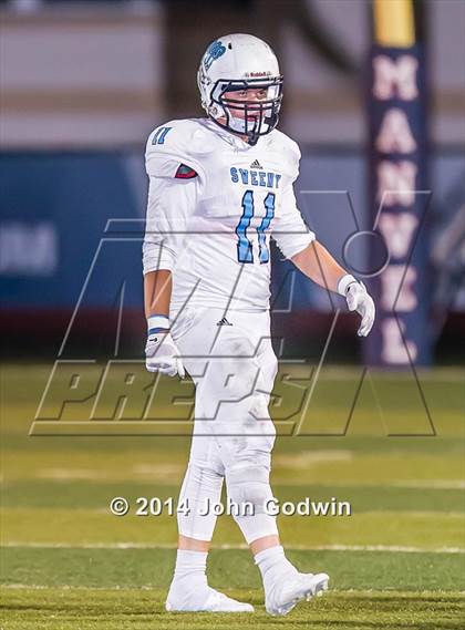 Thumbnail 3 in Sweeny vs. La Marque (UIL Region 3 4A Div 2 Area)  photogallery.