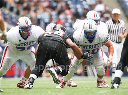 Thumbnail 1 in Curtis vs. Trinity (Kirk Herbstreit Varsity Football Series) photogallery.