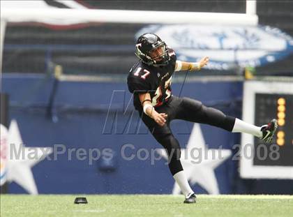 Thumbnail 3 in Curtis vs. Trinity (Kirk Herbstreit Varsity Football Series) photogallery.
