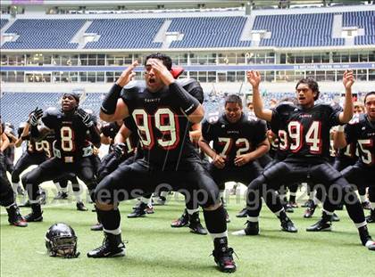 Thumbnail 3 in Curtis vs. Trinity (Kirk Herbstreit Varsity Football Series) photogallery.