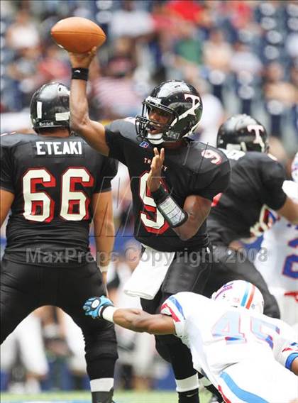 Thumbnail 3 in Curtis vs. Trinity (Kirk Herbstreit Varsity Football Series) photogallery.