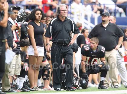 Thumbnail 2 in Curtis vs. Trinity (Kirk Herbstreit Varsity Football Series) photogallery.