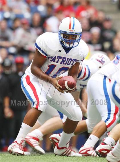 Thumbnail 3 in Curtis vs. Trinity (Kirk Herbstreit Varsity Football Series) photogallery.