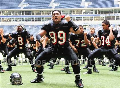 Thumbnail 3 in Curtis vs. Trinity (Kirk Herbstreit Varsity Football Series) photogallery.