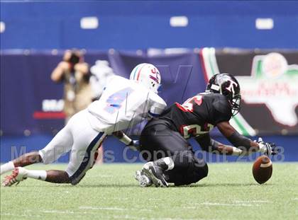 Thumbnail 2 in Curtis vs. Trinity (Kirk Herbstreit Varsity Football Series) photogallery.