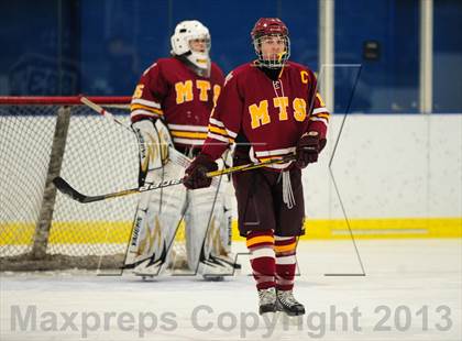Thumbnail 2 in Sheehan @ Housatonic/Northwestern photogallery.