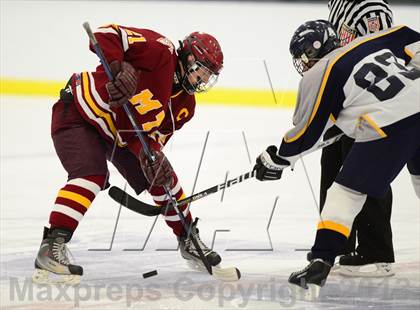 Thumbnail 1 in Sheehan @ Housatonic/Northwestern photogallery.