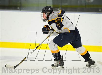 Thumbnail 1 in Sheehan @ Housatonic/Northwestern photogallery.