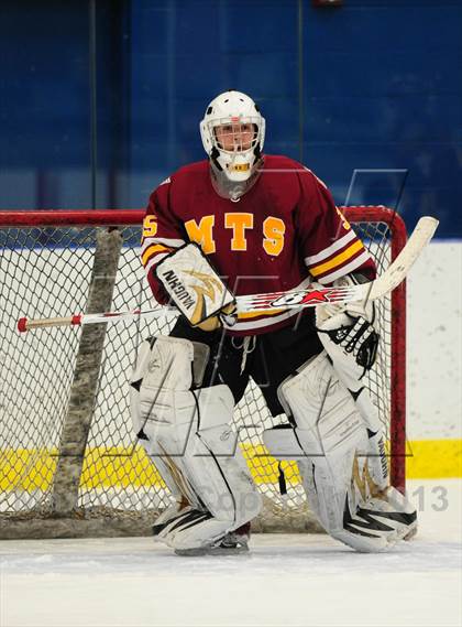 Thumbnail 1 in Sheehan @ Housatonic/Northwestern photogallery.