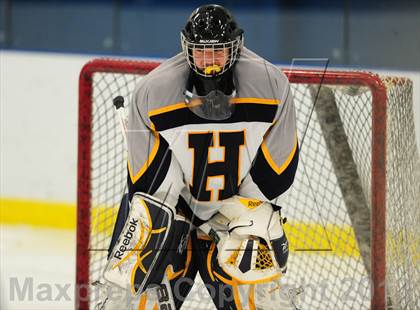 Thumbnail 1 in Sheehan @ Housatonic/Northwestern photogallery.