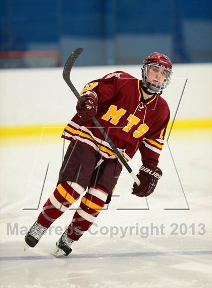 Thumbnail 2 in Sheehan @ Housatonic/Northwestern photogallery.