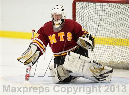 Thumbnail 1 in Sheehan @ Housatonic/Northwestern photogallery.