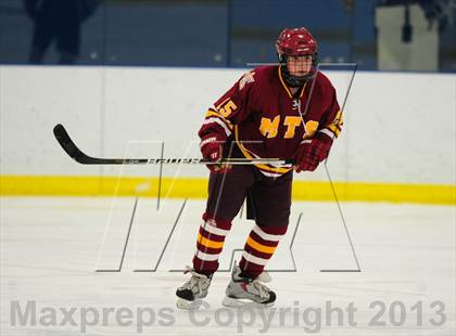Thumbnail 2 in Sheehan @ Housatonic/Northwestern photogallery.