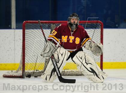 Thumbnail 1 in Sheehan @ Housatonic/Northwestern photogallery.