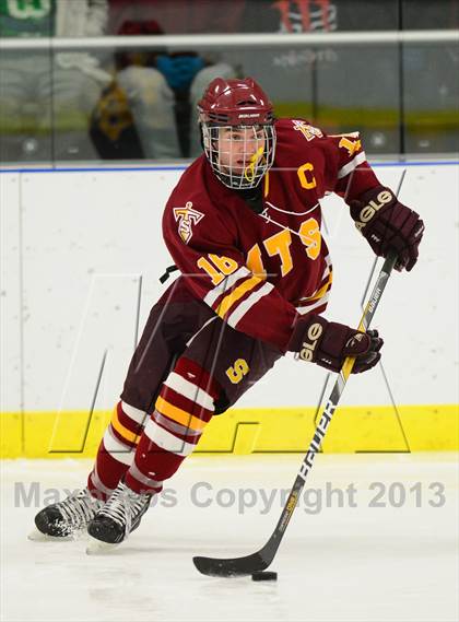 Thumbnail 1 in Sheehan @ Housatonic/Northwestern photogallery.