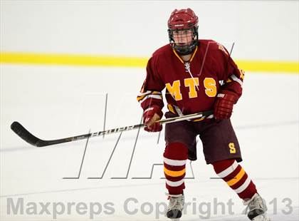 Thumbnail 2 in Sheehan @ Housatonic/Northwestern photogallery.