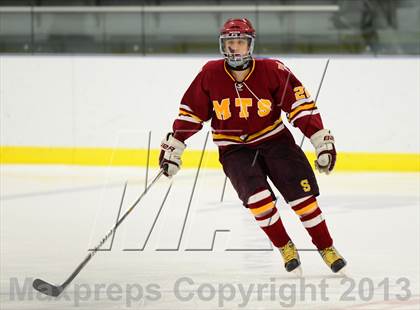 Thumbnail 2 in Sheehan @ Housatonic/Northwestern photogallery.